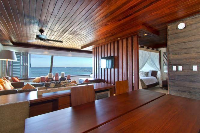 Colony Surf 102